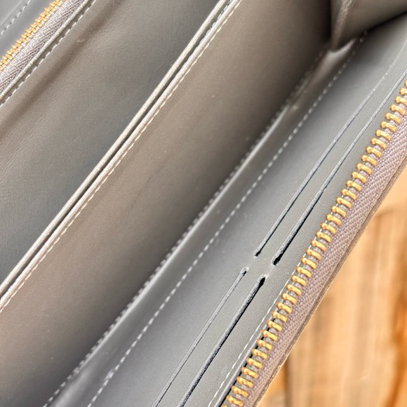 Louis Vuitton LV Gold Shimmer Vernis Long Zippt Wallet W/ Dustbag - Picture 12 of 16